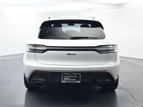 Certified 2023 Porsche Macan AWD/4WD image 13