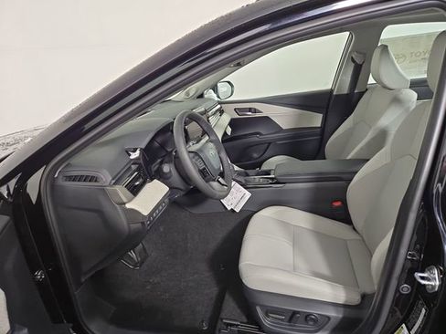 New 2026 Toyota Camry XLE image 12