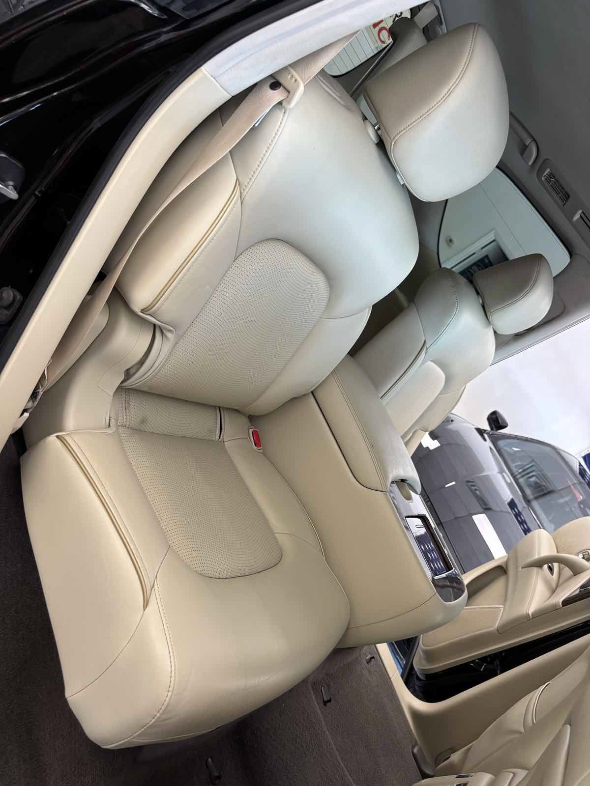 Used 2017 INFINITI QX80 2WD w/ Driver Assistance Package image 27