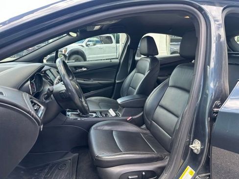 Used 2018 Chevrolet Cruze Premier w/ RS Package FWD image 14