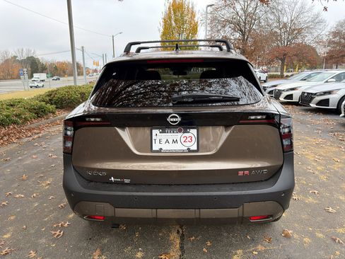 New 2026 Nissan Kicks SR w/ Cold Weather Package image 6