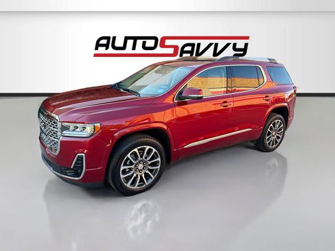 Used 2022 GMC Acadia Denali w/ Denali Ultimate Package FWD image 3