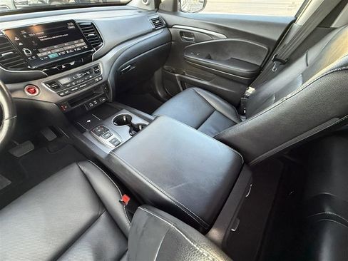 Used 2025 Honda Ridgeline RTL image 27