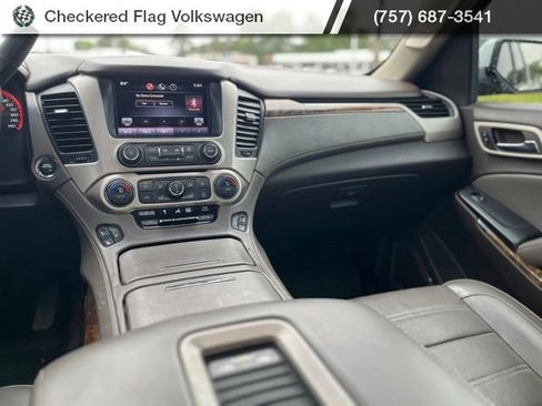 Used 2015 GMC Yukon Denali w/ Premium Package AWD/4WD image 31