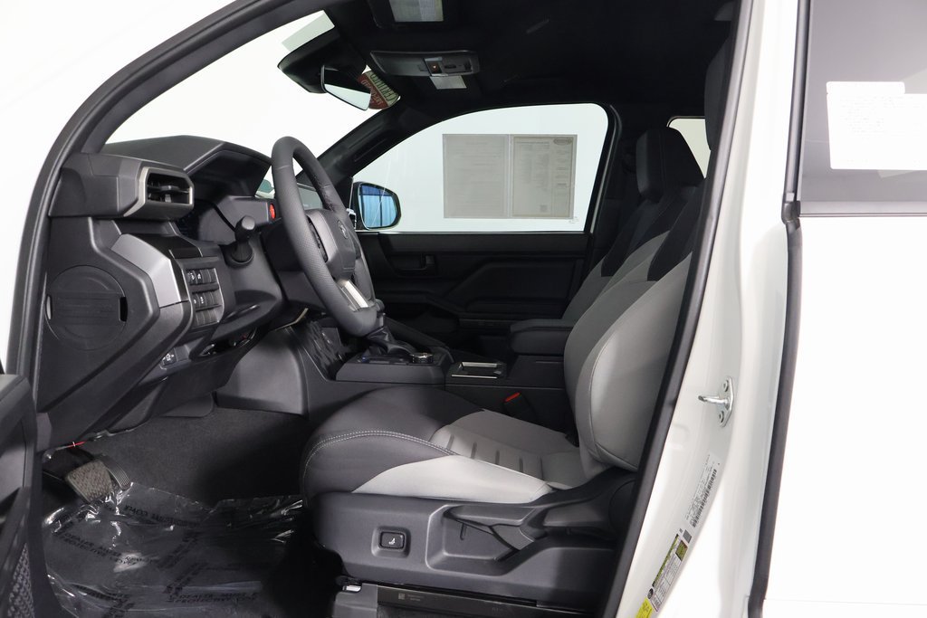 Used 2026 Toyota Tacoma SR5 RWD image 9