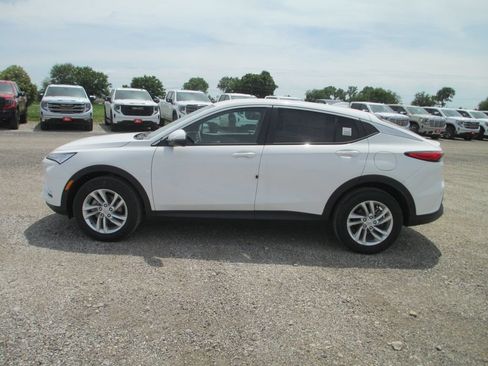 New 2026 Buick Envista Sport Touring w/ Convenience I Package FWD image 8
