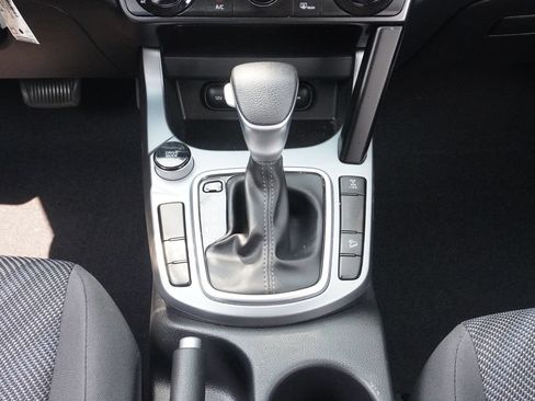 Used 2024 Kia Seltos LX AWD/4WD image 44