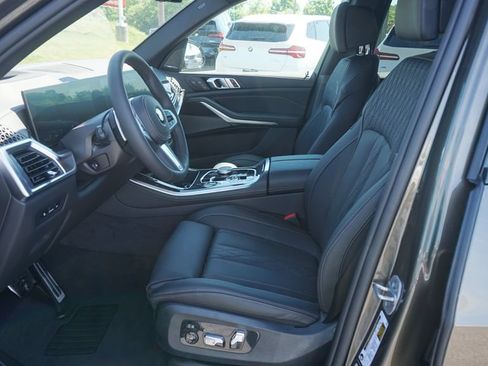 New 2026 BMW X5 xDrive40i w/ M Sport Package AWD/4WD image 10