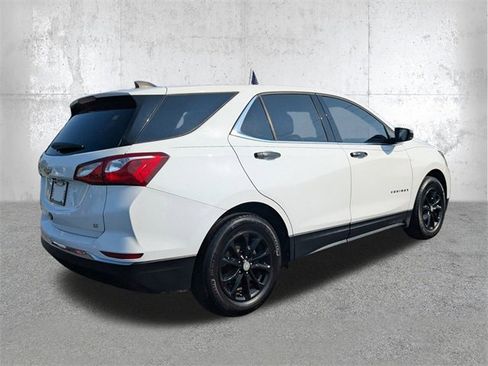 Used 2019 Chevrolet Equinox LT image 4