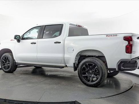 Used 2022 Chevrolet Silverado 1500 Custom Trail Boss AWD/4WD image 6