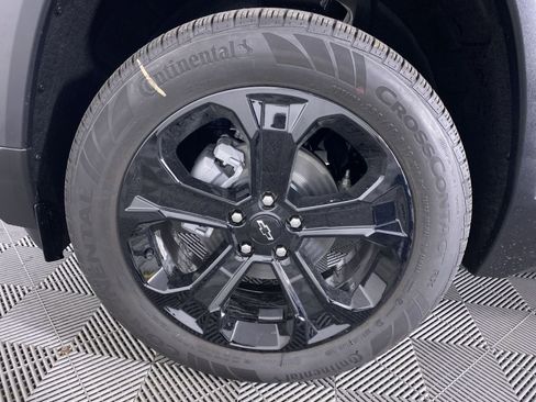 New 2026 Chevrolet Equinox LT w/ Convenience Package II FWD image 15