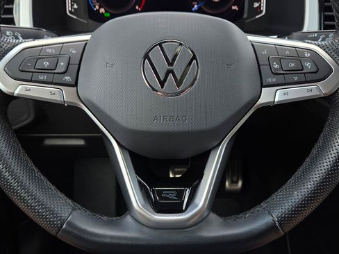 Used 2023 Volkswagen Atlas Cross Sport SEL Premium R-Line AWD/4WD image 28