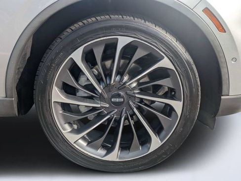 Used 2021 Lincoln Aviator Reserve w/ Equipment Group 202A AWD/4WD image 11