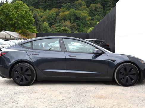 Used 2026 Tesla Model 3 RWD image 6