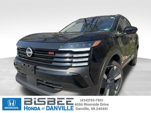 Used 2025 Nissan Kicks SR image 1