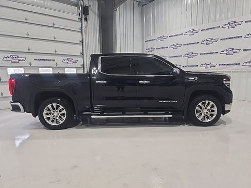 Used 2024 GMC Sierra 1500 SLT w/ SLT Premium Plus Package image 8