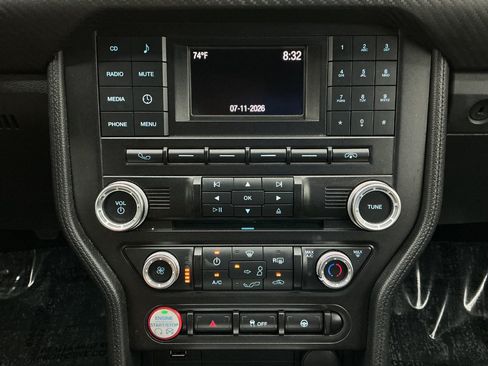 Used 2016 Ford Mustang Coupe RWD image 30