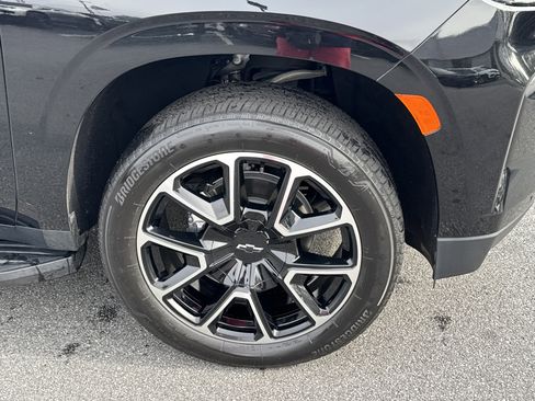 Used 2022 Chevrolet Tahoe RST w/ Luxury Package image 11