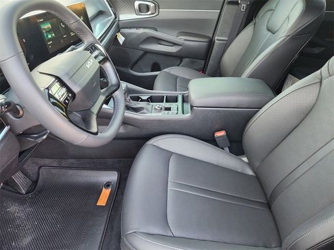 New 2026 Kia Sorento S image 9