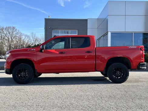 Used 2022 Chevrolet Silverado 1500 LT Trail Boss w/ Convenience Package II image 4