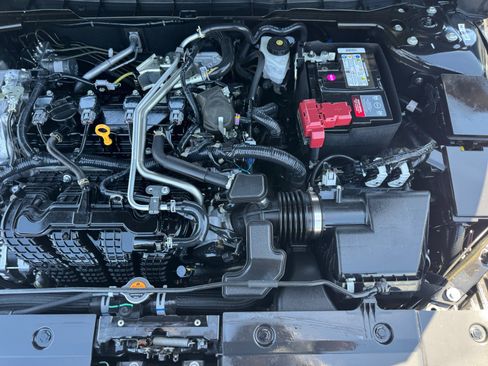Used 2023 Nissan Altima 2.5 SV w/ SV Premium Package FWD image 20