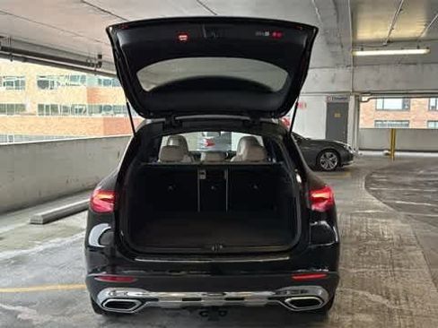 Certified 2025 Mercedes-Benz GLC 300 4MATIC image 23