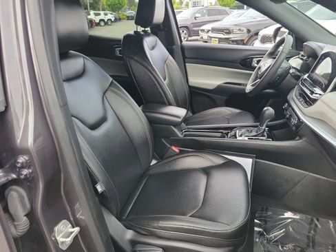 Used 2024 Jeep Compass Limited AWD/4WD image 18