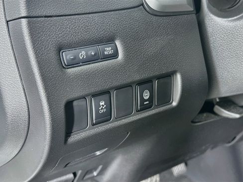 Used 2024 Nissan Murano SV w/ SV Midnight Edition Package FWD image 18