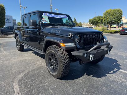 Used 2024 Jeep Gladiator Sport
