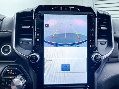 Used 2022 RAM 1500 Laramie image 9