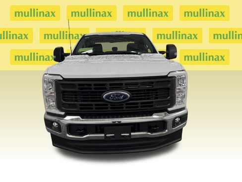 New 2026 Ford F250 XL w/ XL Chrome Package image 14