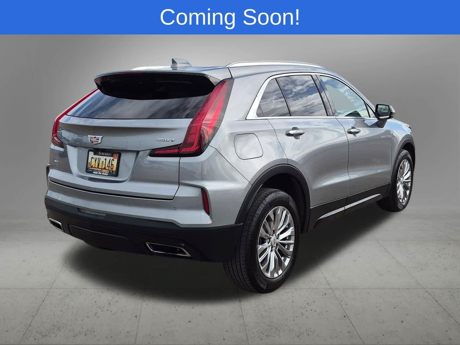 Used 2024 Cadillac XT4 Premium Luxury w/ Cold Weather Package AWD/4WD image 6