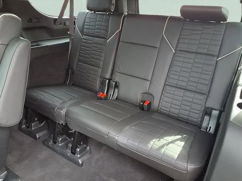 Used 2023 Cadillac Escalade ESV Premium Luxury Platinum w/ LPO, Radiant Package image 21