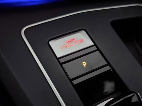 Used 2022 Volkswagen GTI SE w/ SE Leather Package FWD image 39