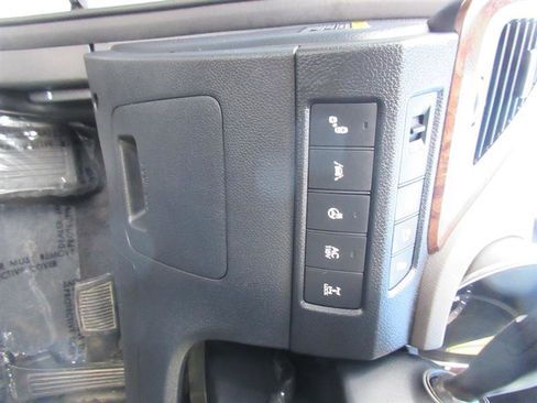 Used 2019 Hyundai Santa Fe XL image 14