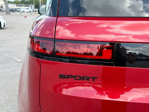New 2026 Land Rover Range Rover Sport SE AWD/4WD image 10