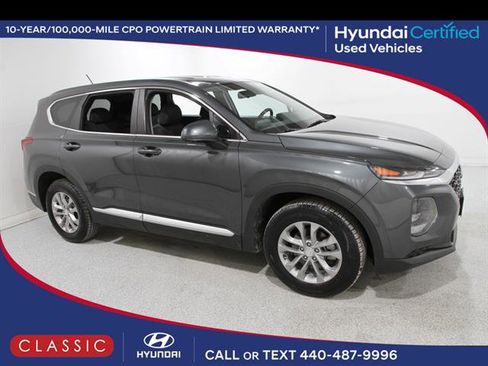 Used 2019 Hyundai Santa Fe SE image 1