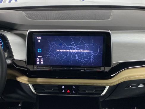 Used 2024 Volkswagen Atlas Cross Sport SE image 21