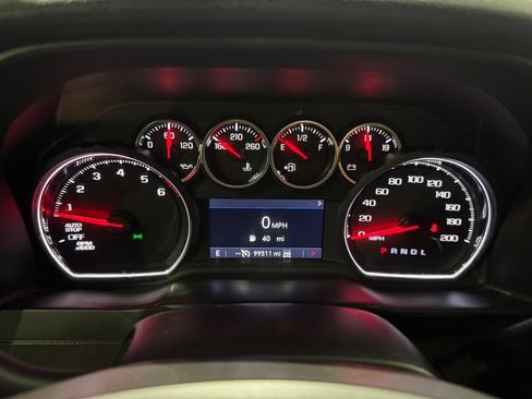 Used 2019 Chevrolet Silverado 1500 LT Trail Boss w/ Convenience Package AWD/4WD image 8