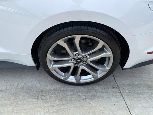 Used 2019 Ford Mustang GT Premium w/ Equipment Group 401A RWD image 12