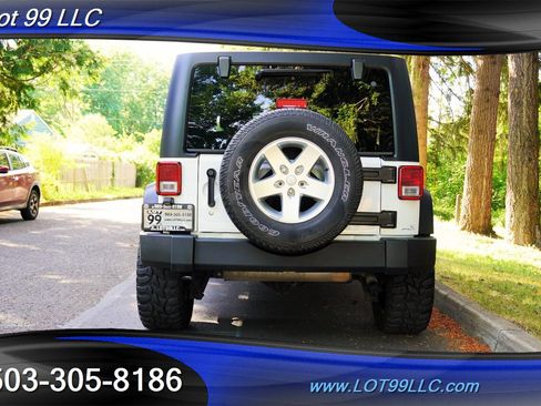 Used 2015 Jeep Wrangler Unlimited Sport w/ Quick Order Package 24S AWD/4WD image 10
