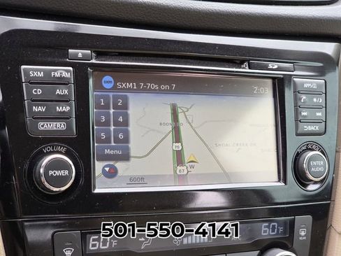 Used 2017 Nissan Rogue SV w/ SV Premium Package image 22