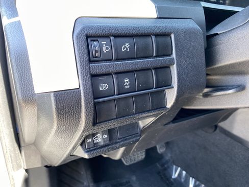 Used 2024 Toyota Tacoma TRD Off-Road AWD/4WD image 19
