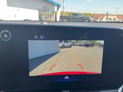 Used 2026 Chevrolet Equinox LT w/ LPO, Floor Liner Package AWD/4WD image 6