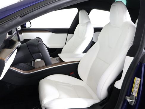 Used 2021 Tesla Model S Long Range image 32