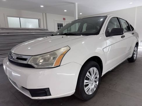 Used 2011 Ford Focus S FWD image 1