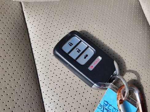 Used 2015 Honda Accord EX-L image 28
