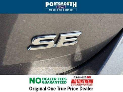 Used 2023 Toyota Camry SE image 18