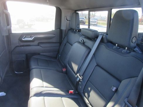 New 2026 GMC Sierra 1500 SLT w/ SLT Premium Plus Package image 15