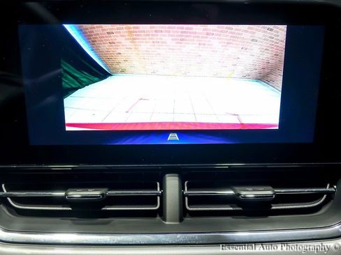 New 2026 Chevrolet Trax LT w/ Driver Confidence Package image 17